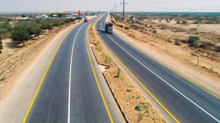 قومی شاہراہ کی متعلقہ فائل تصویر